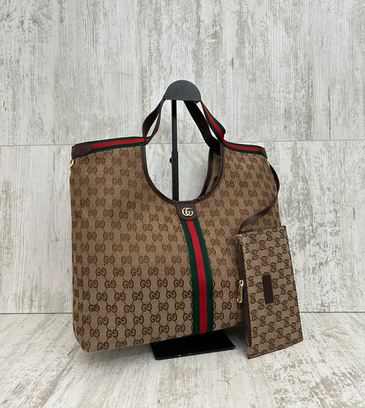 Gucci Shopping