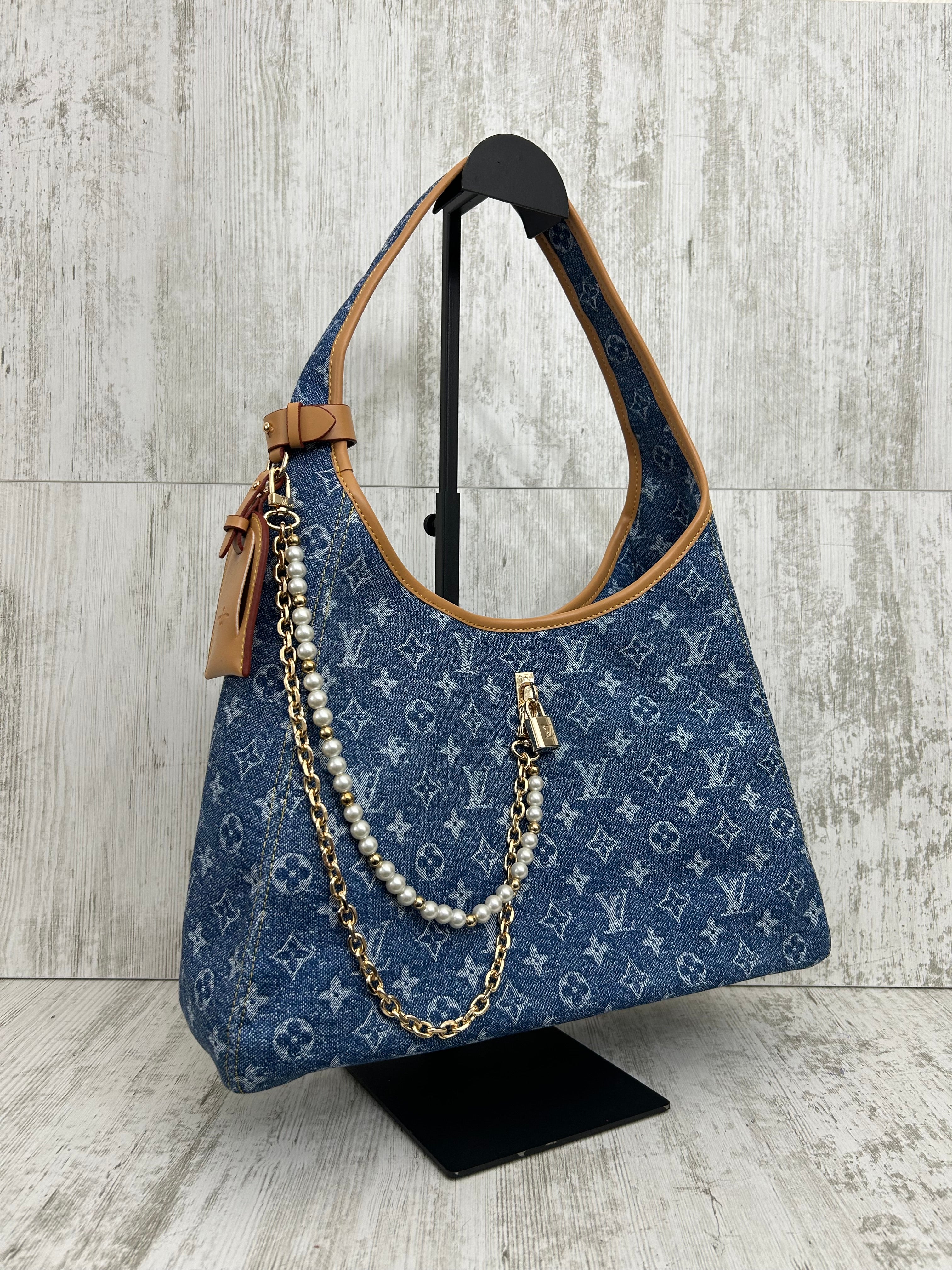 Louis Vuitton shopping