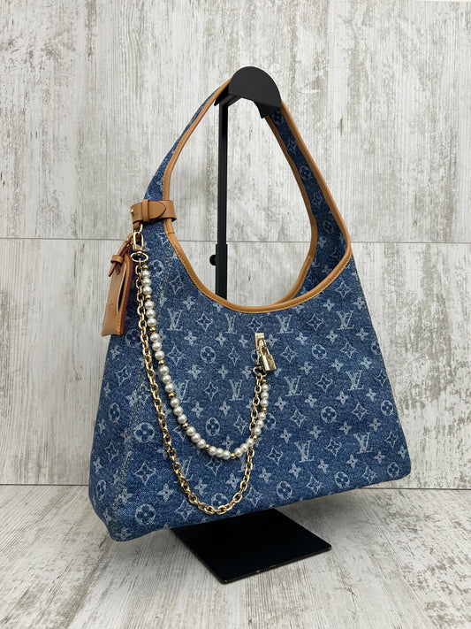 Louis Vuitton shopping