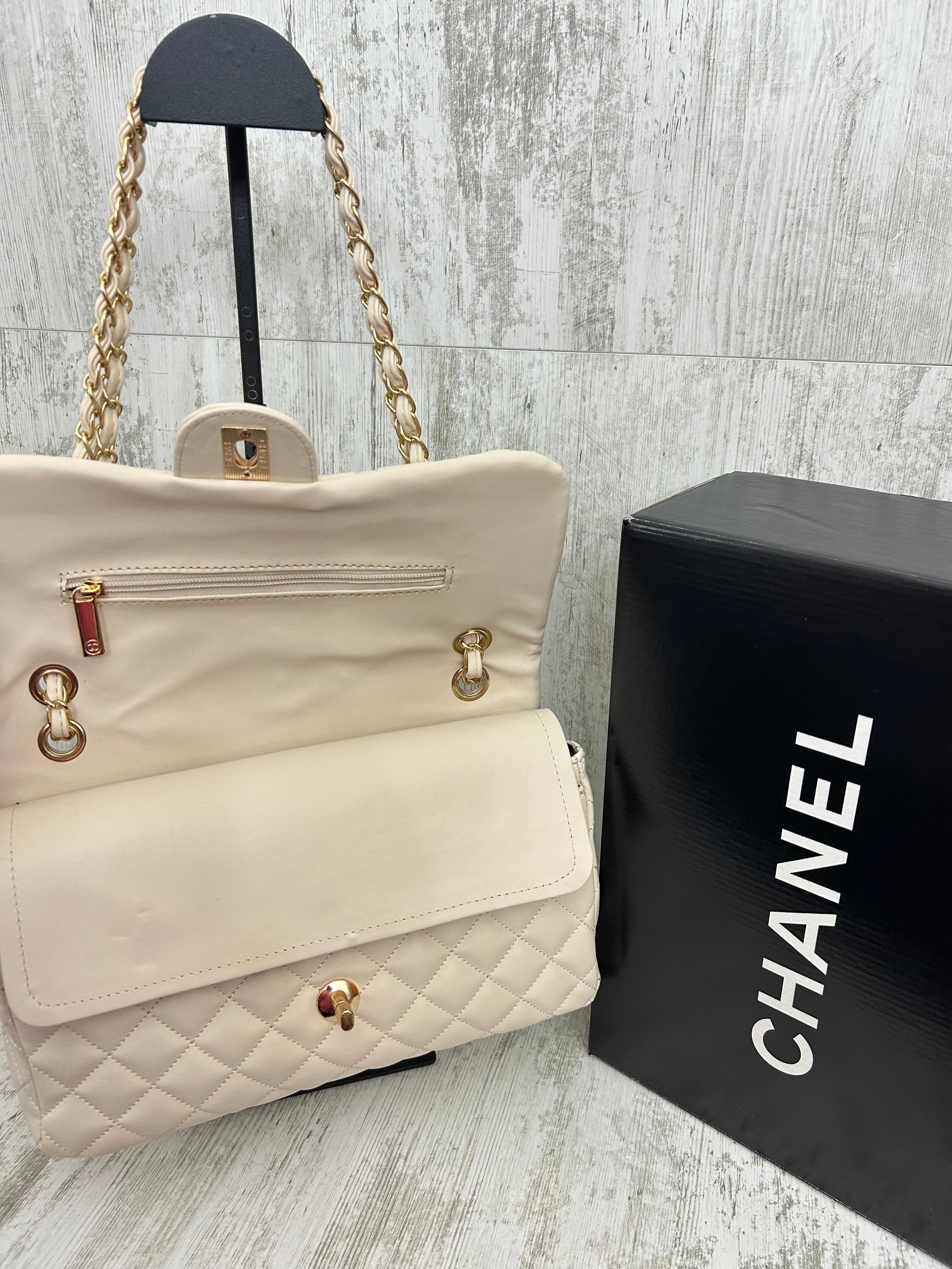 Chanel flap