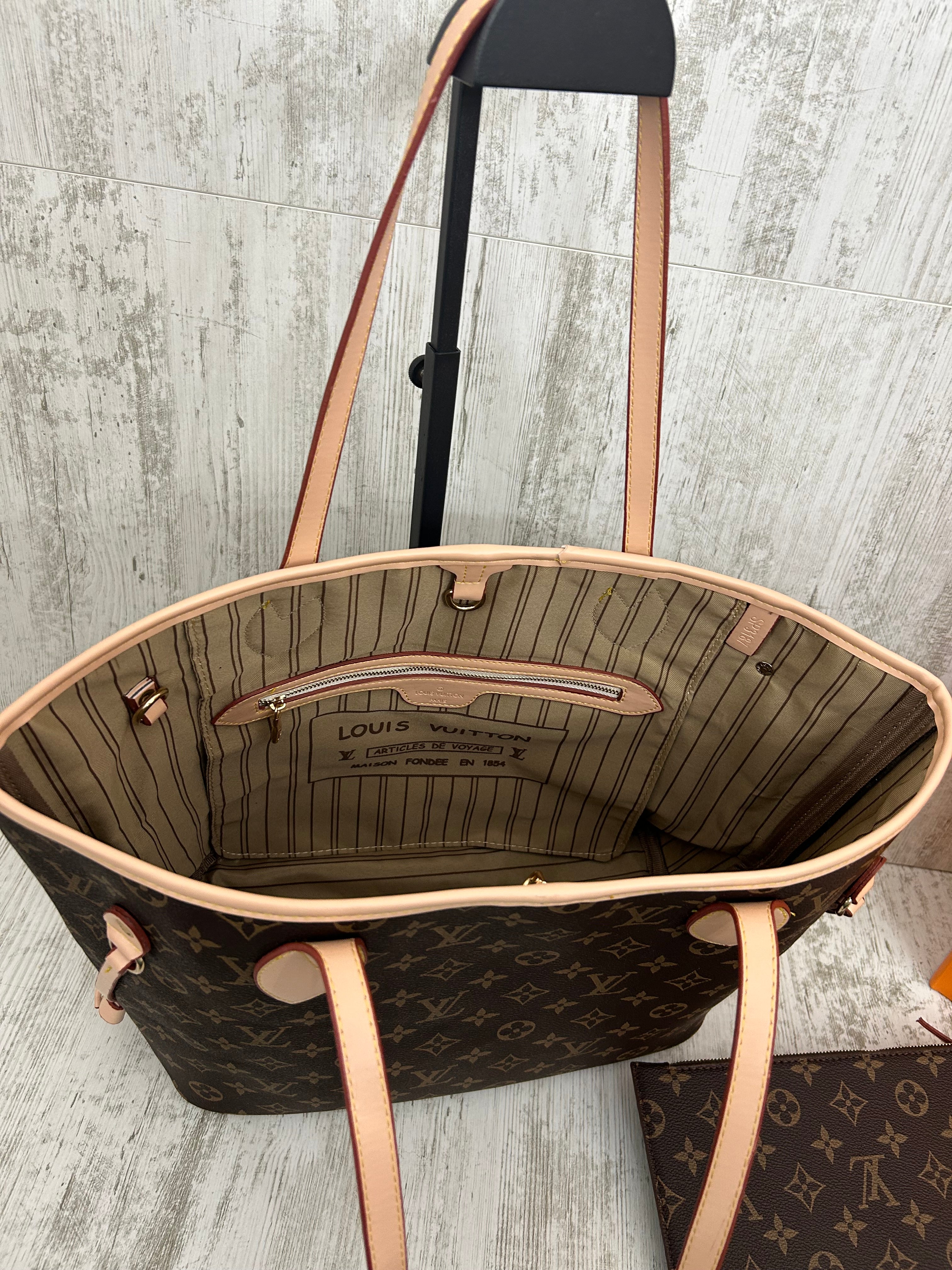 Louis Vuitton Shopping