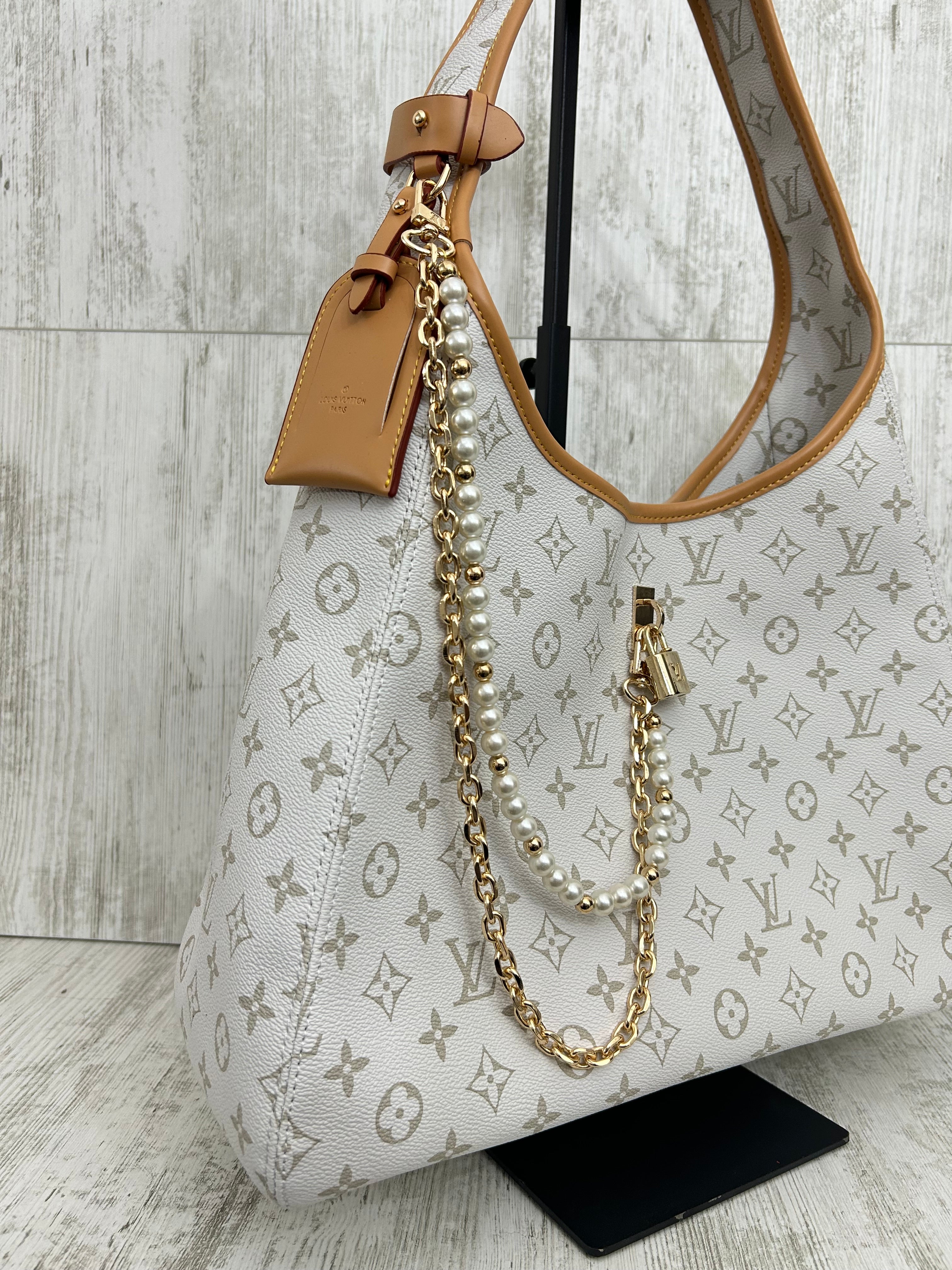 Louis Vuitton Shopping