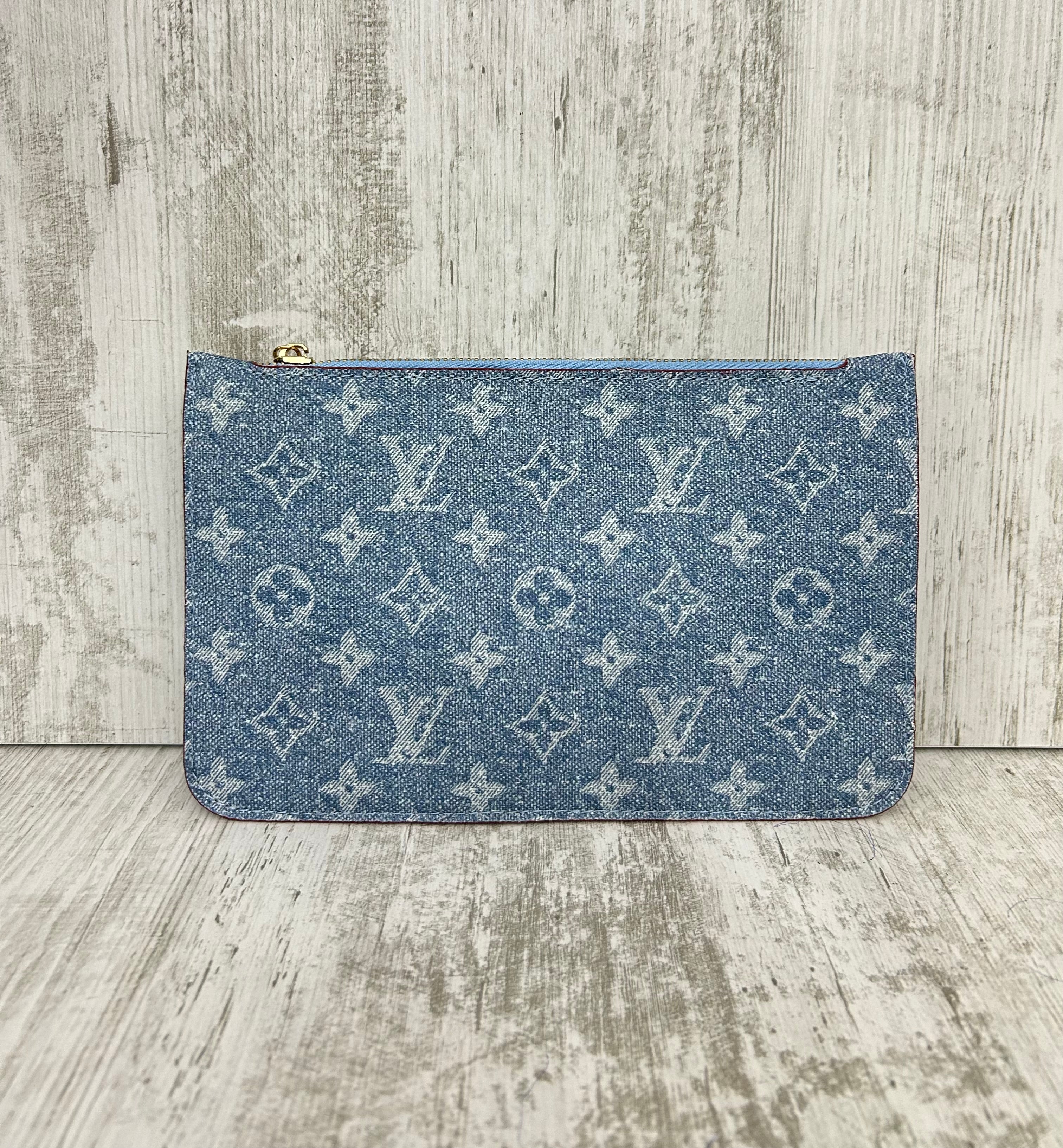 Louis Vuitton Shopping