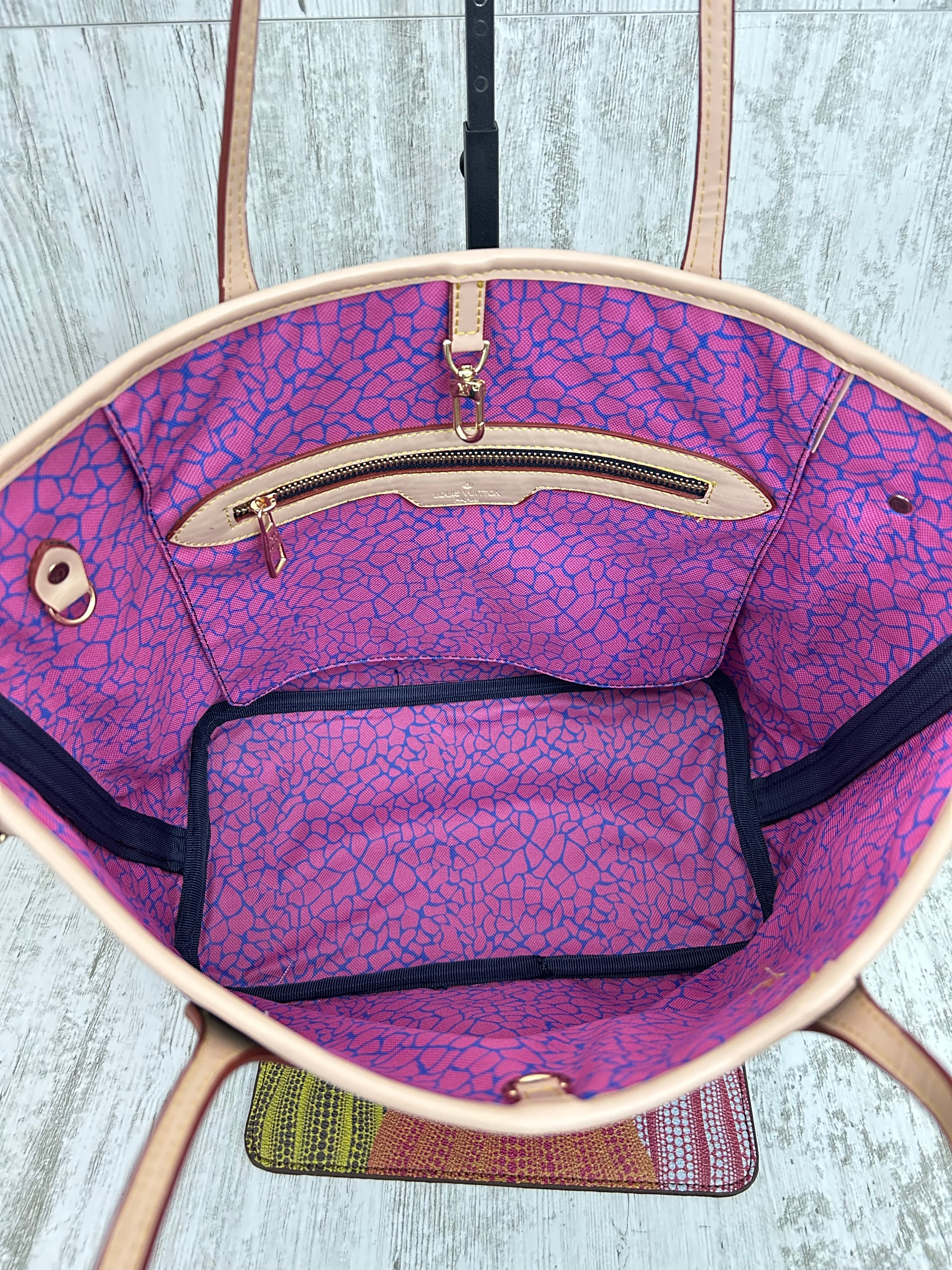 Louis Vuitton Shopping