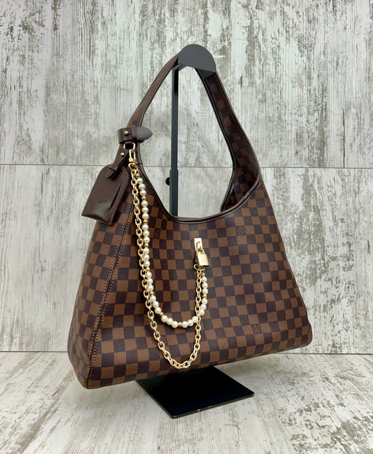 Louis Vuitton shopping