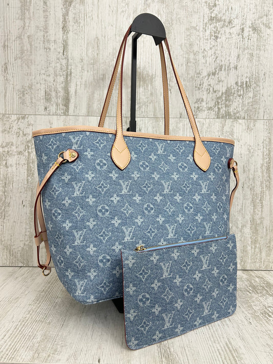 Louis Vuitton Shopping