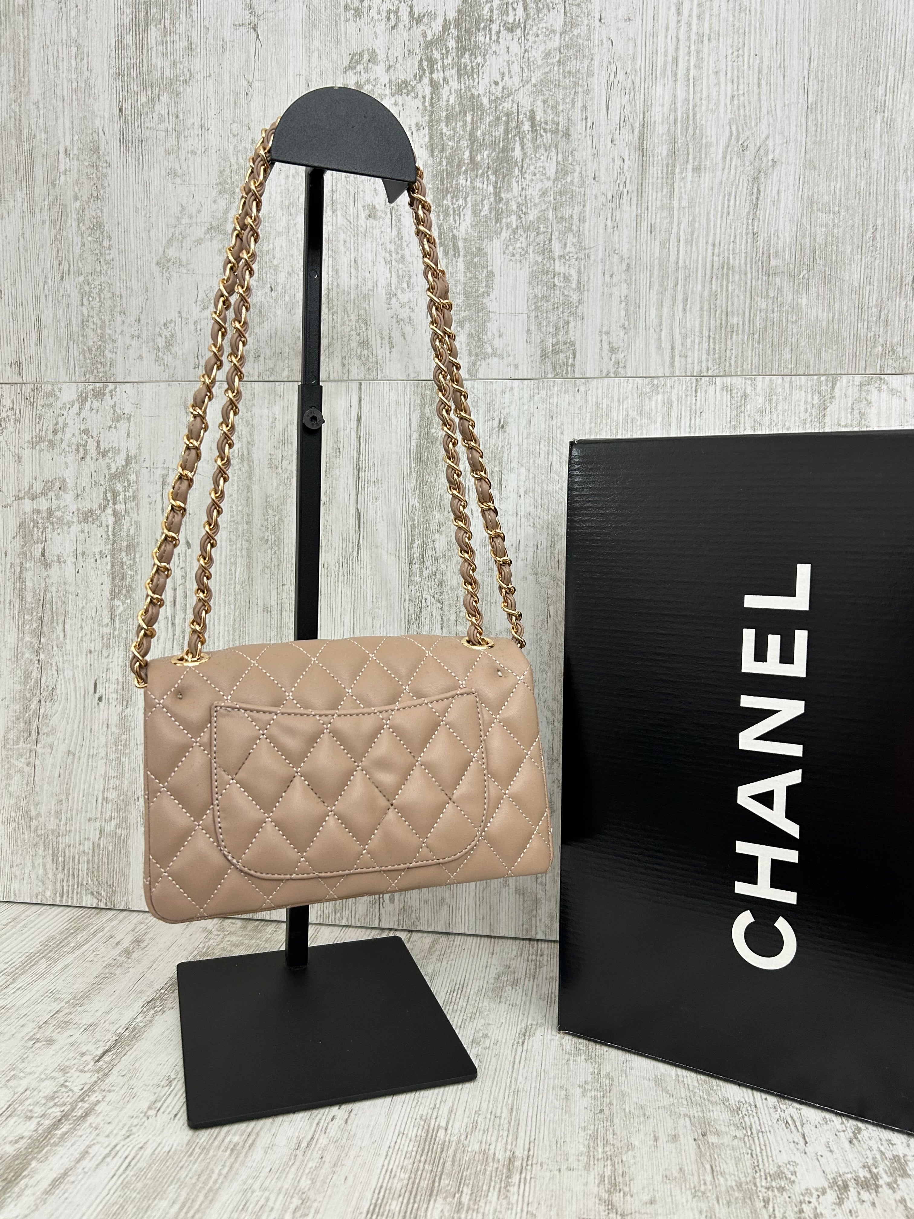 Chanel flap