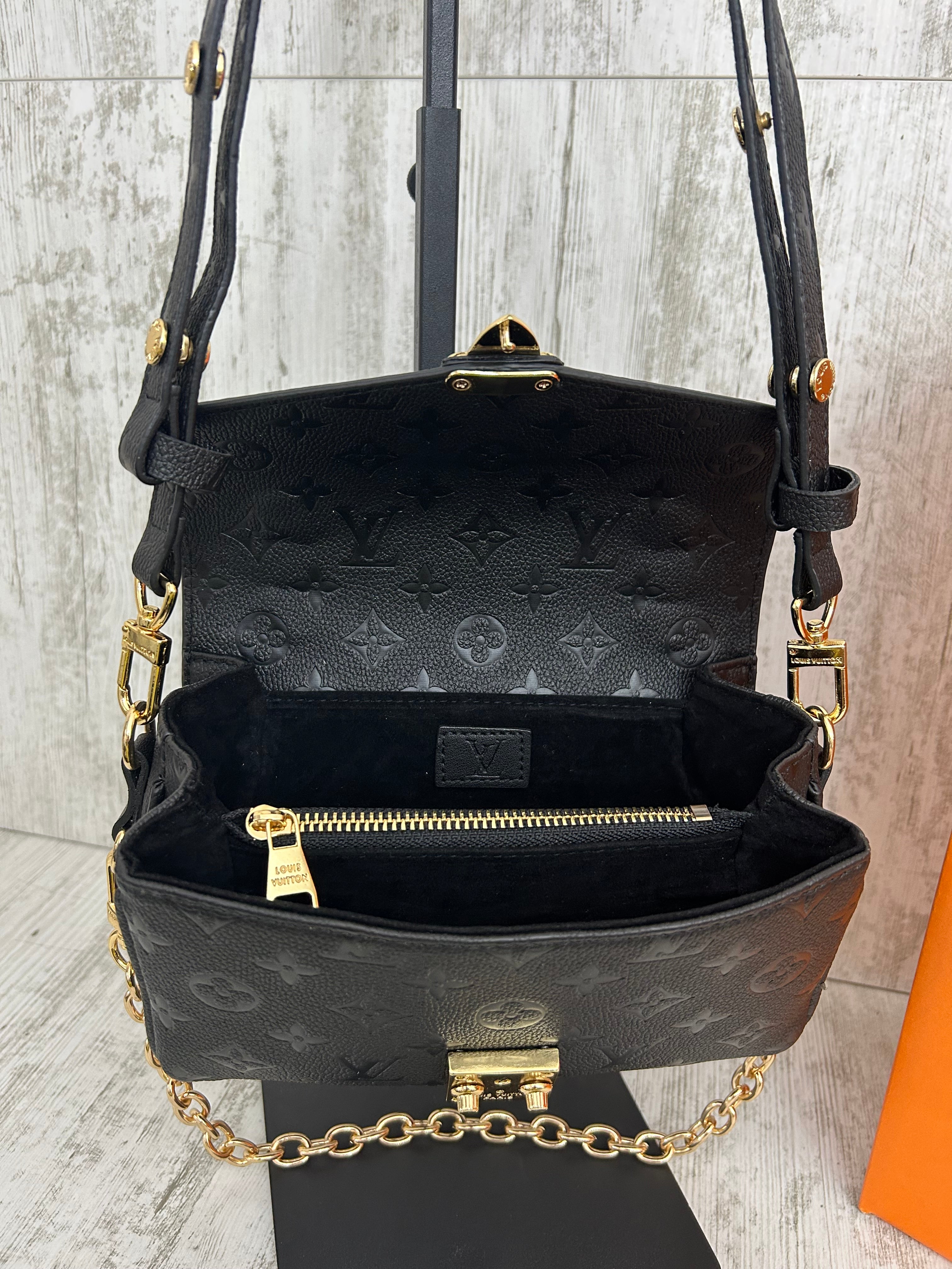 Louis Vuitton Metis