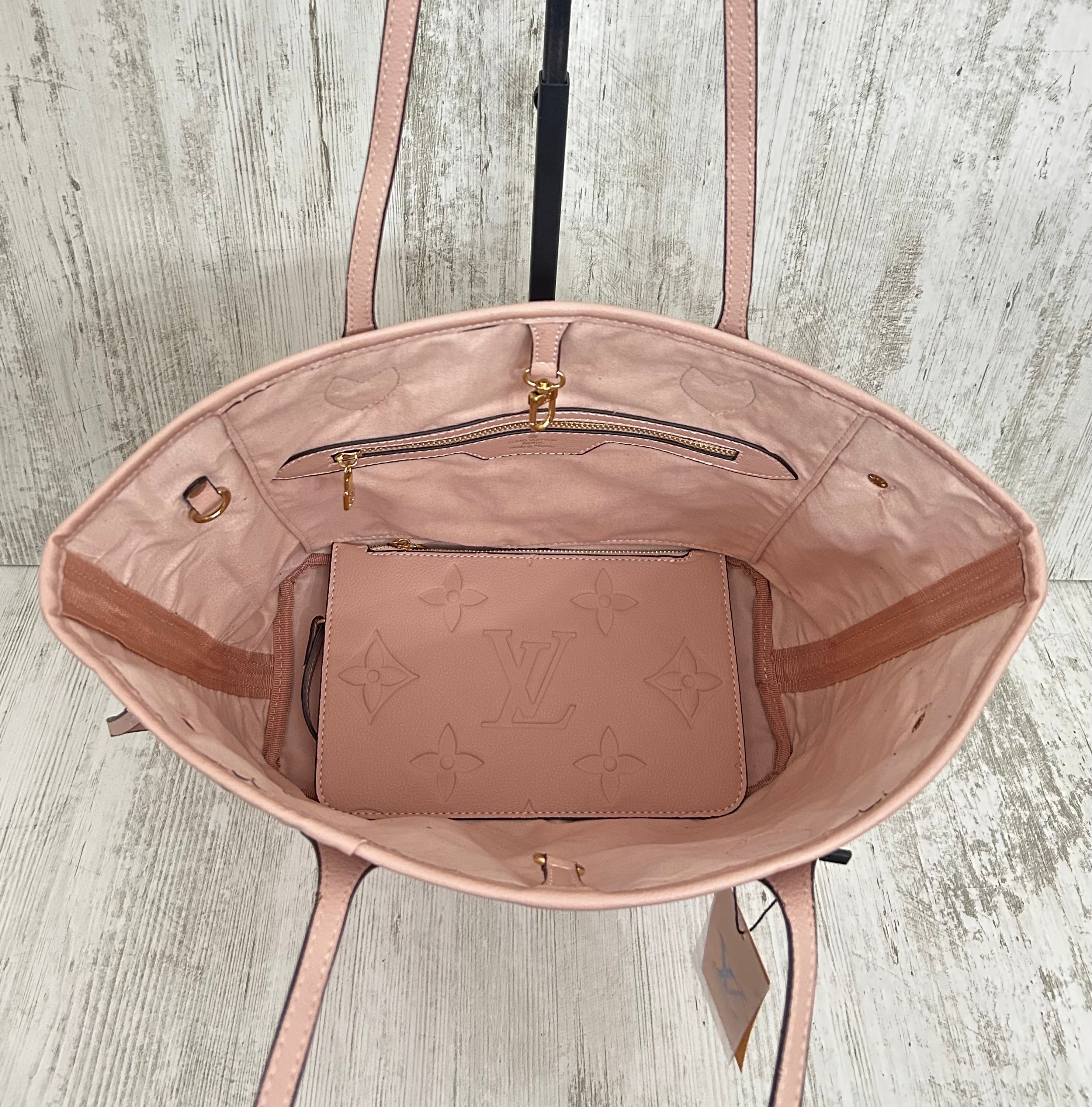 Louis Vuitton Shopping