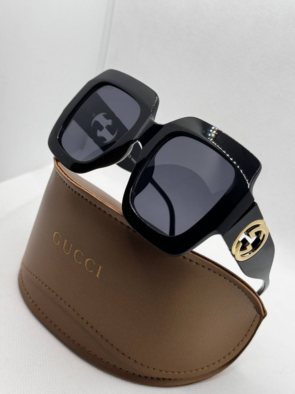 Gucci Glasses Black Gold