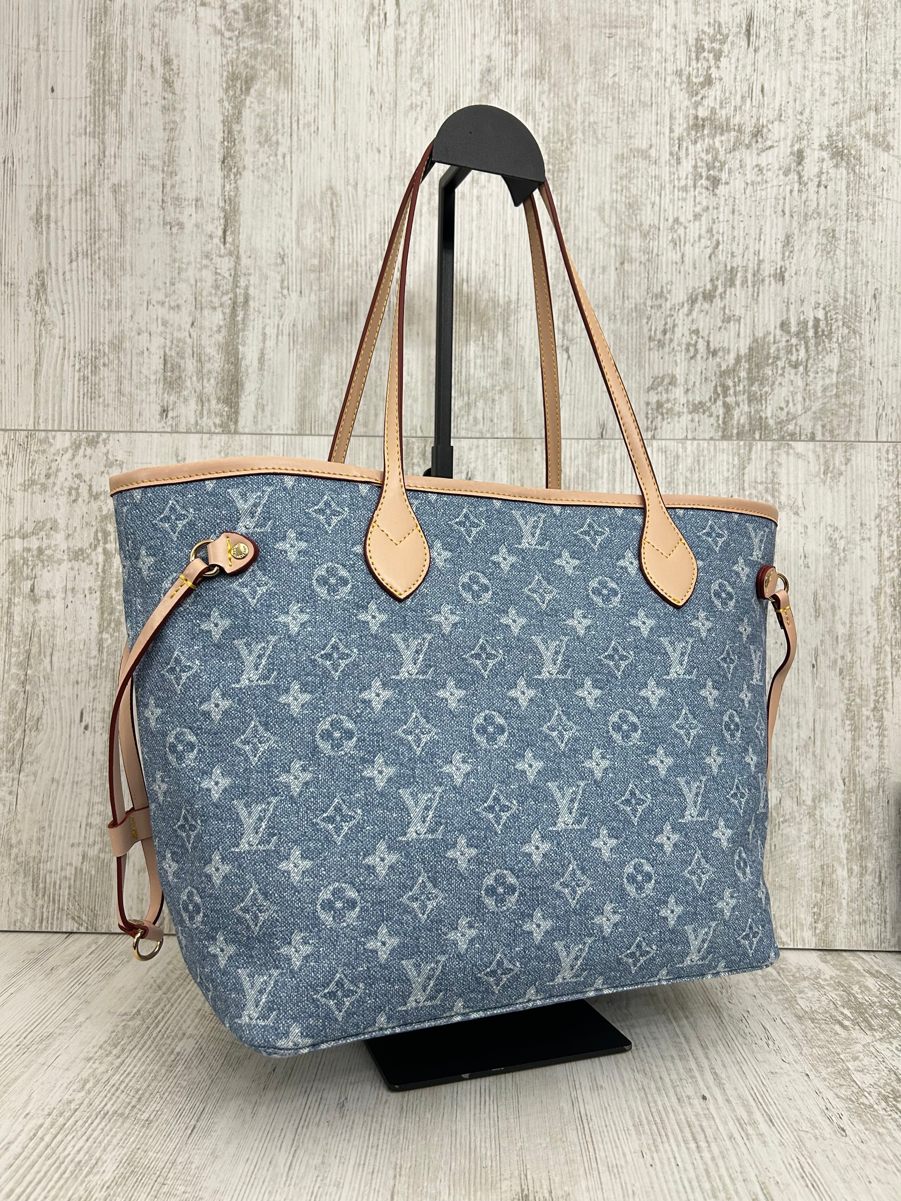 Louis Vuitton Shopping