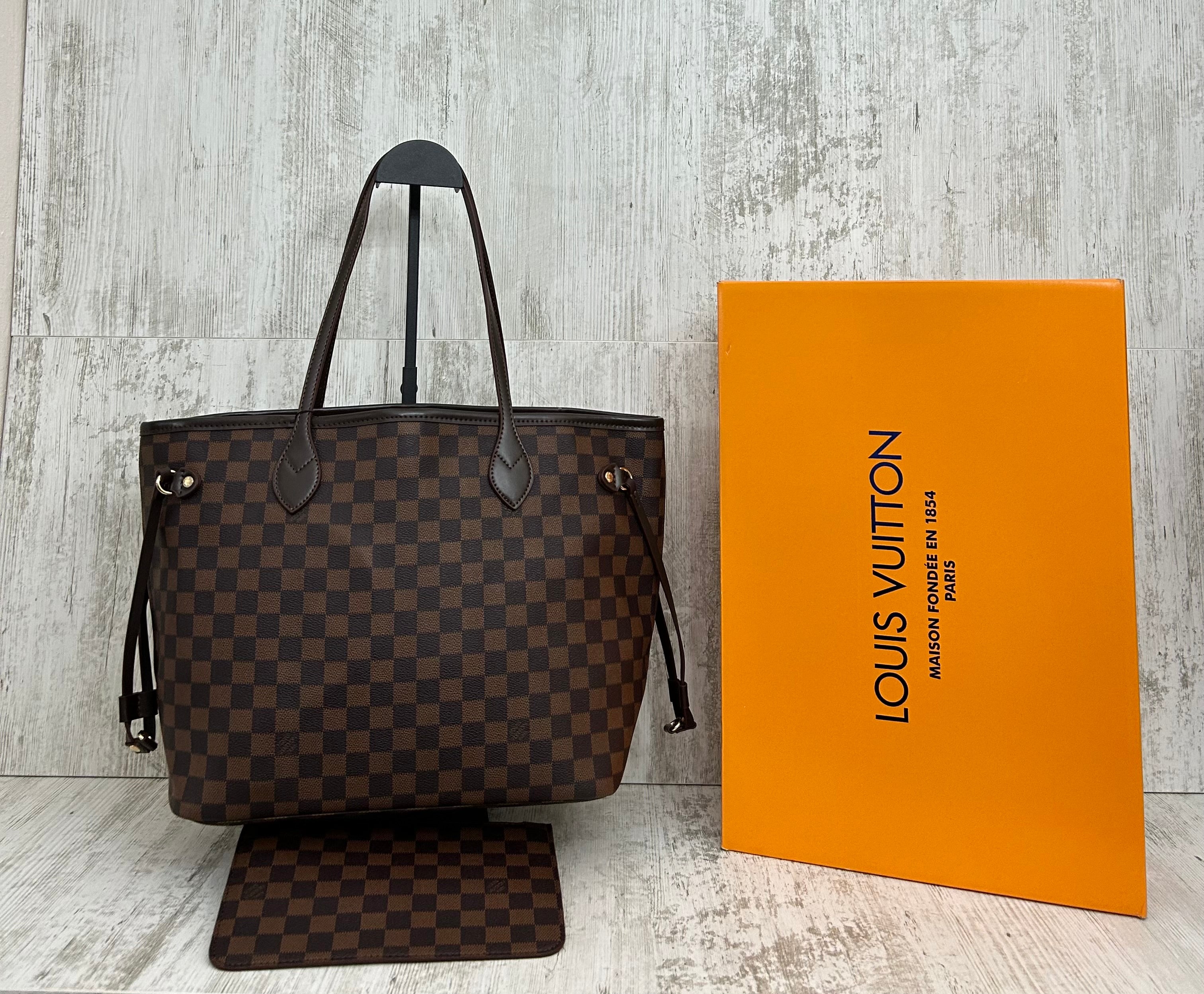 Louis Vuitton Shopping