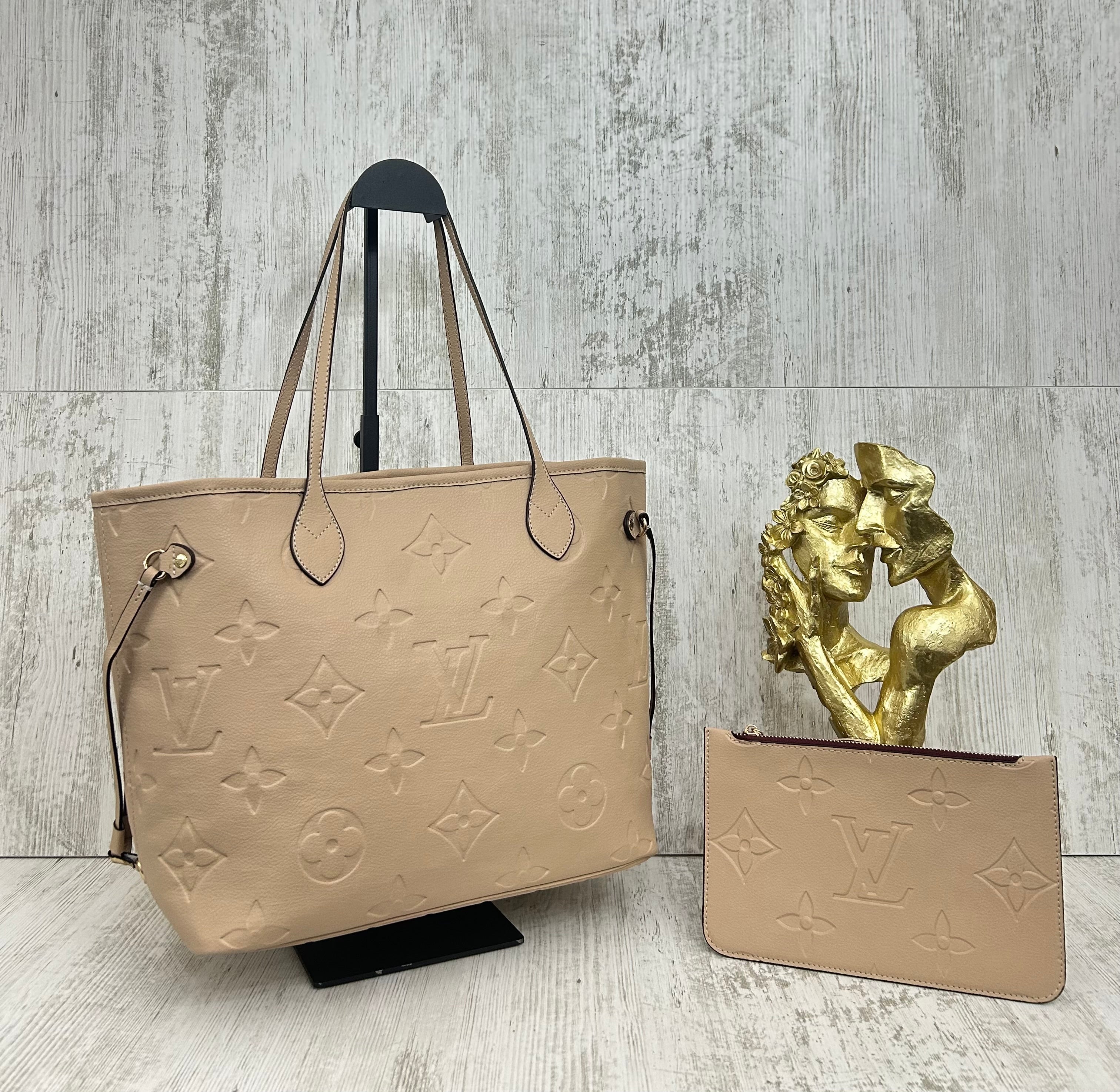 Louis Vuitton Shopping