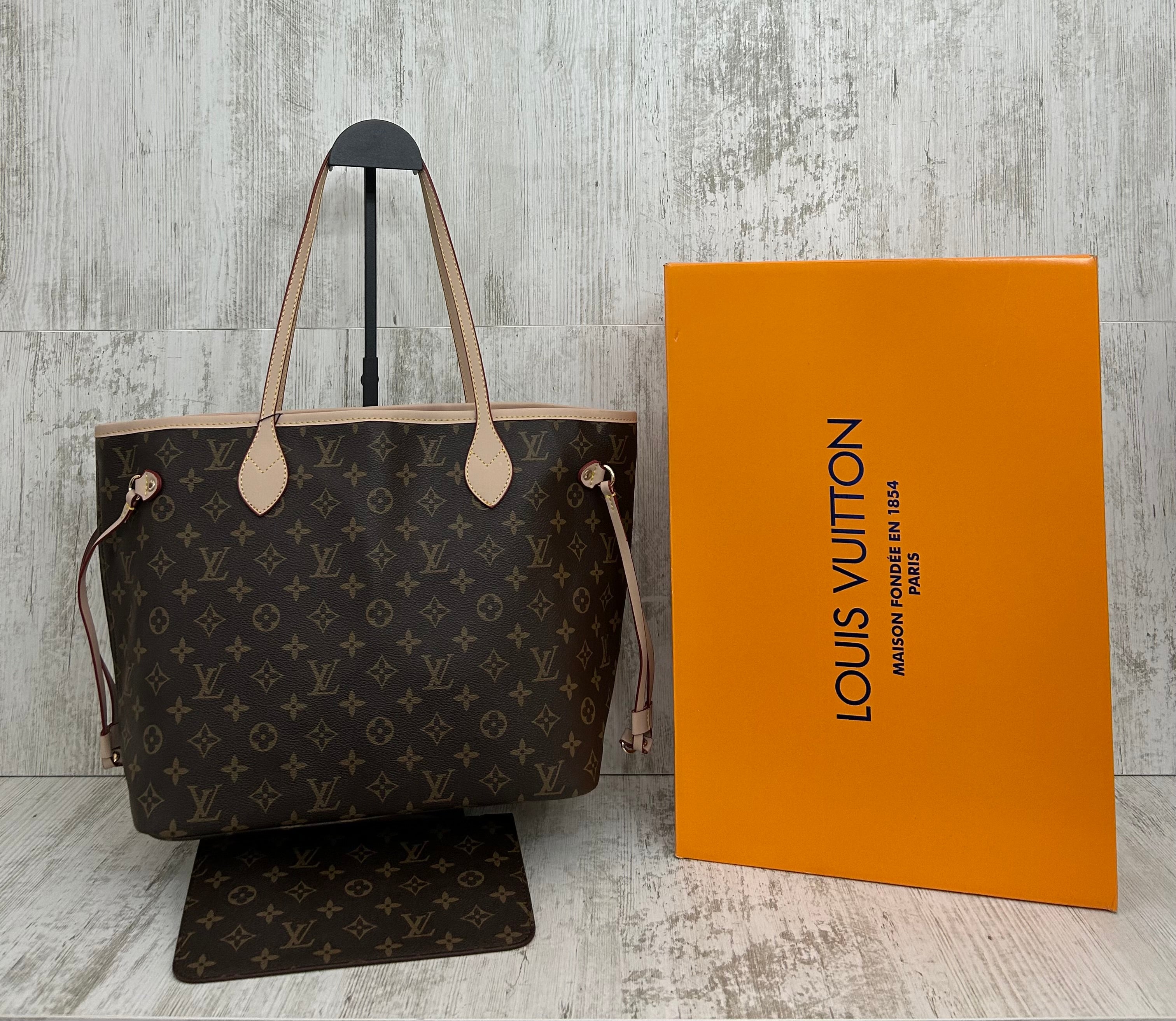 Louis Vuitton Shopping XL