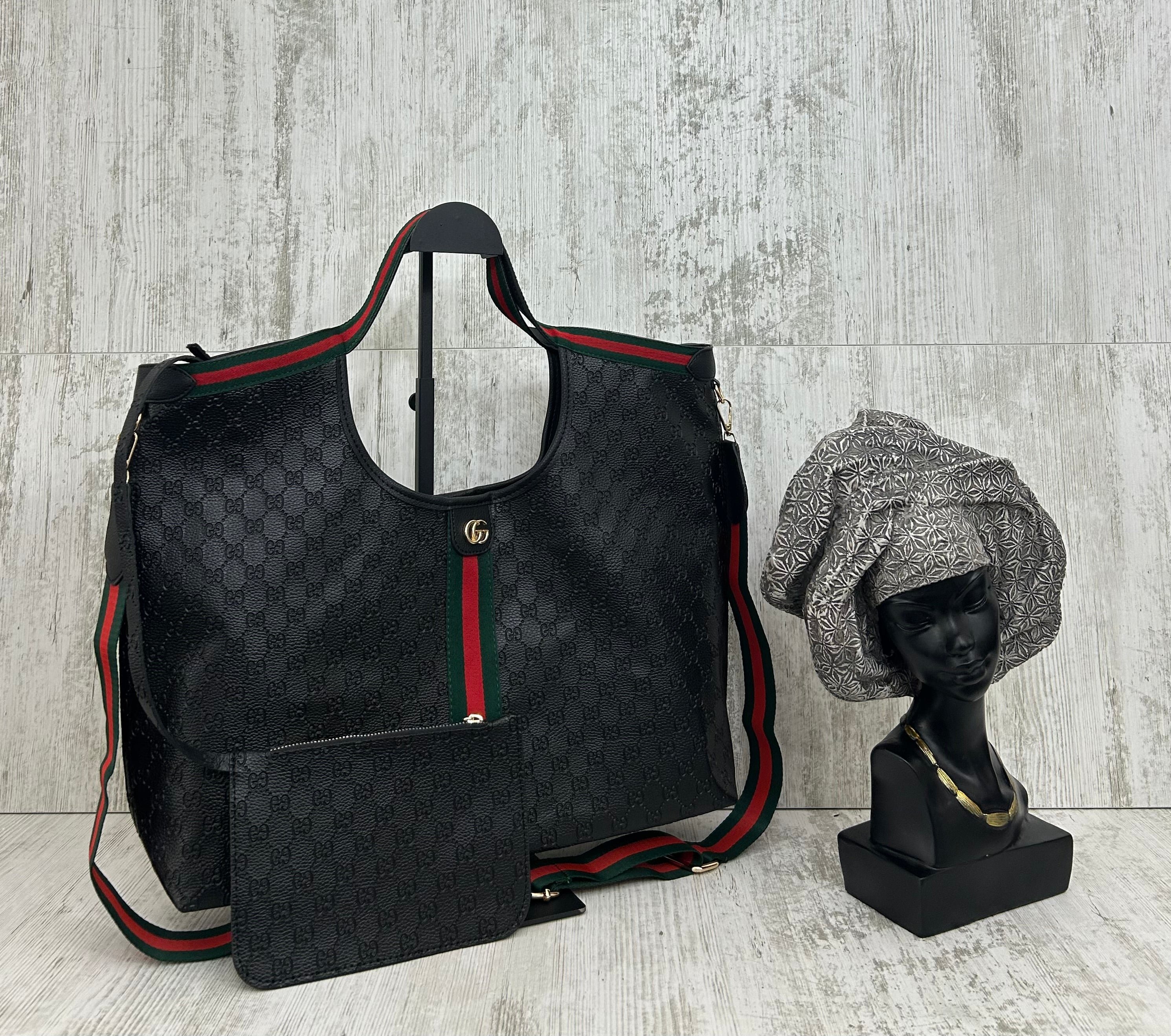 Gucci shopping black