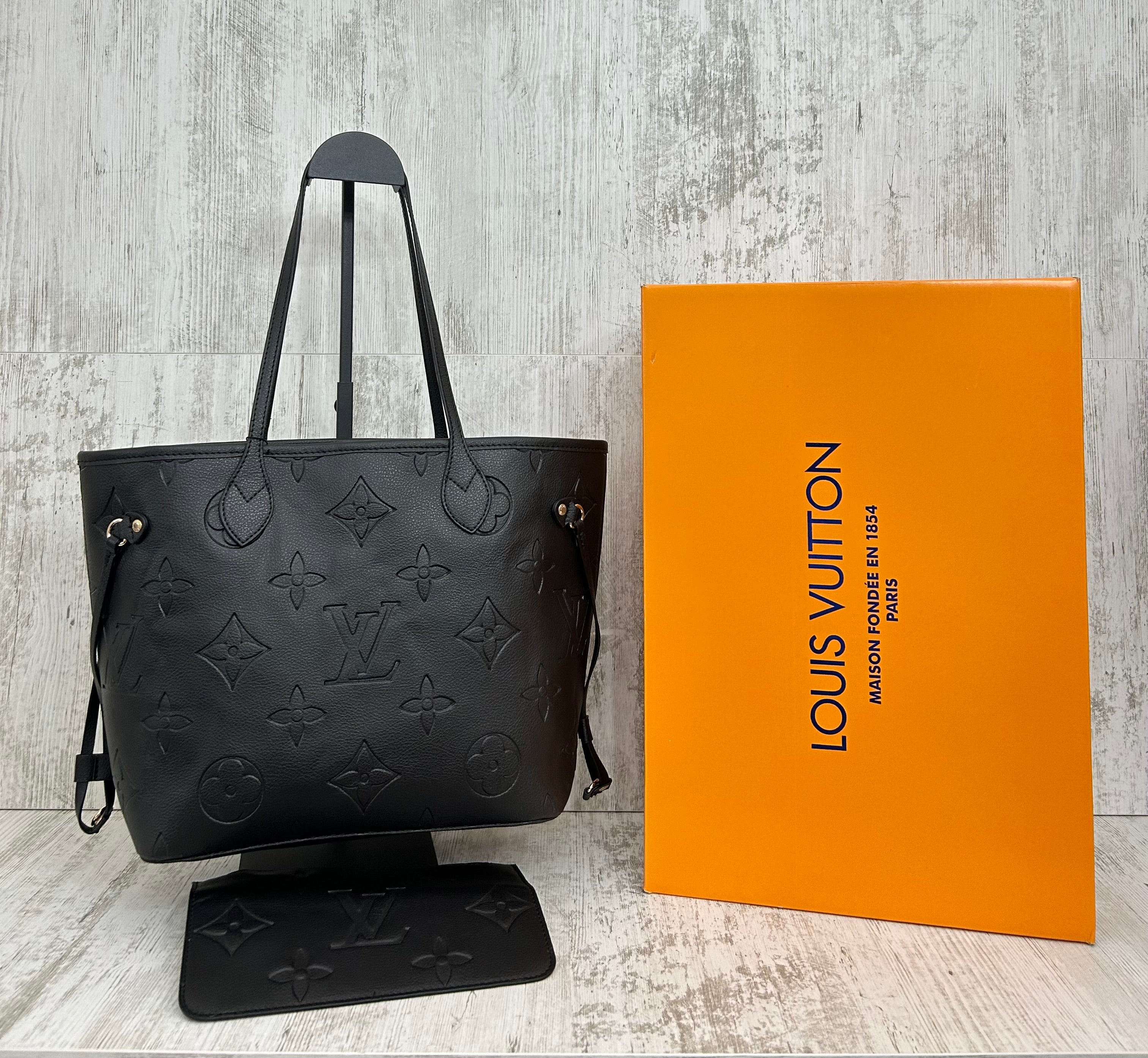 Louis Vuitton Shopping