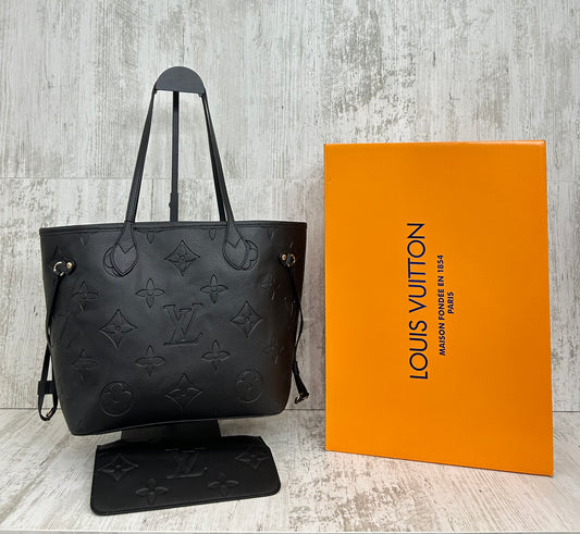 Louis Vuitton Shopping