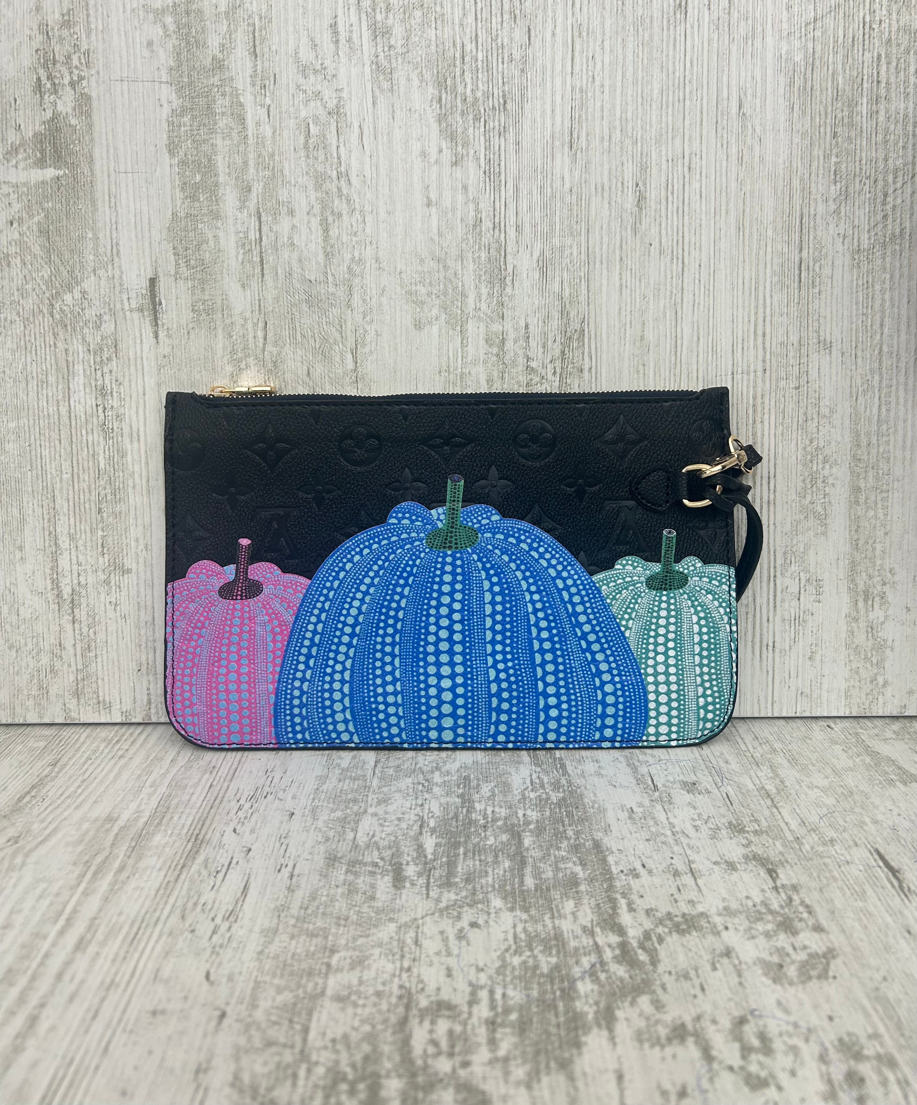 Louis Vuitton Shopping