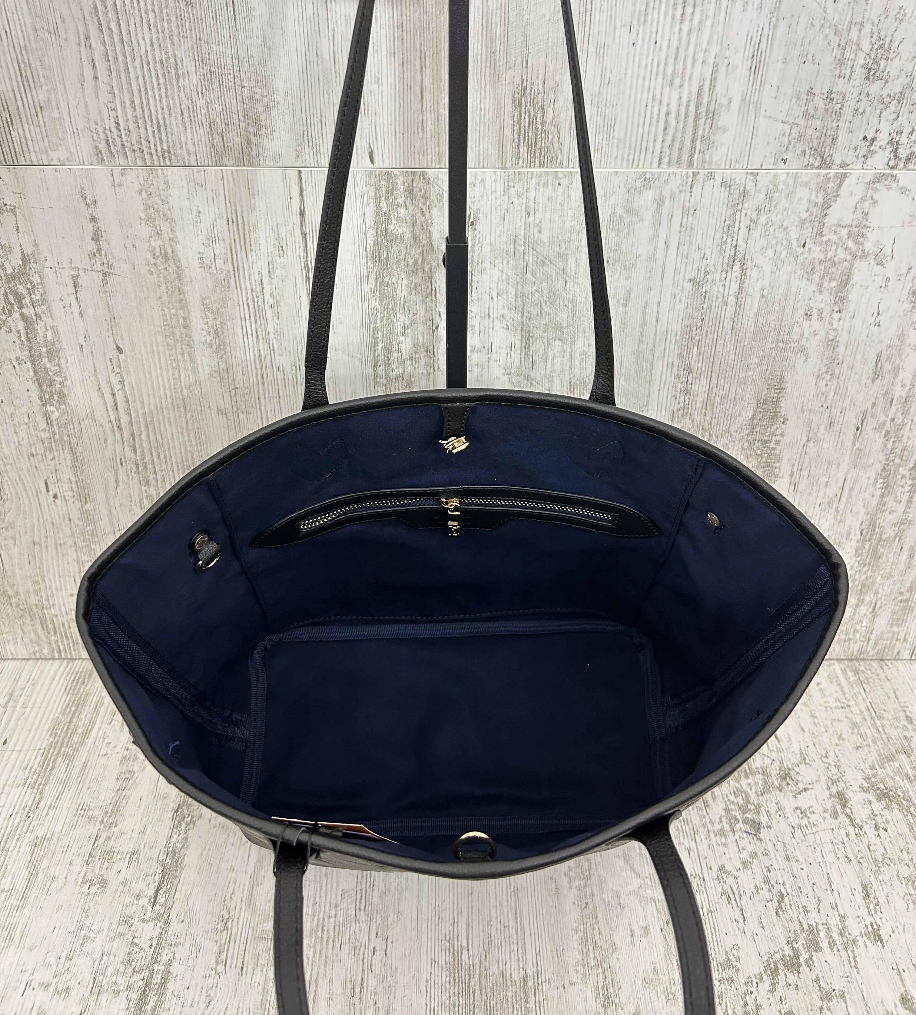 Louis Vuitton Shopping