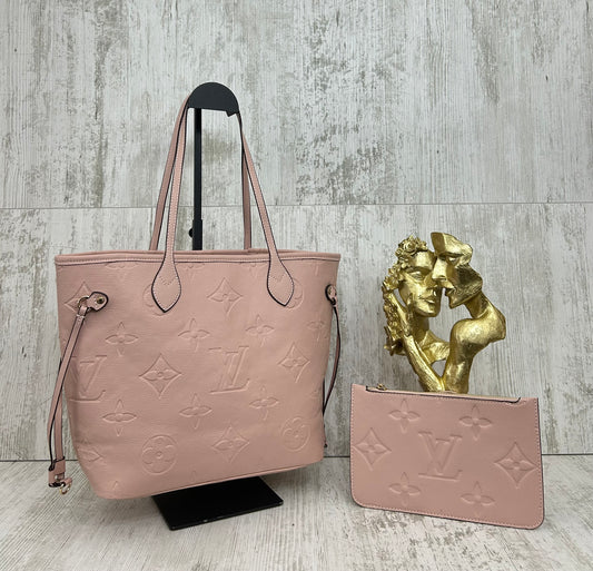 Louis Vuitton Shopping