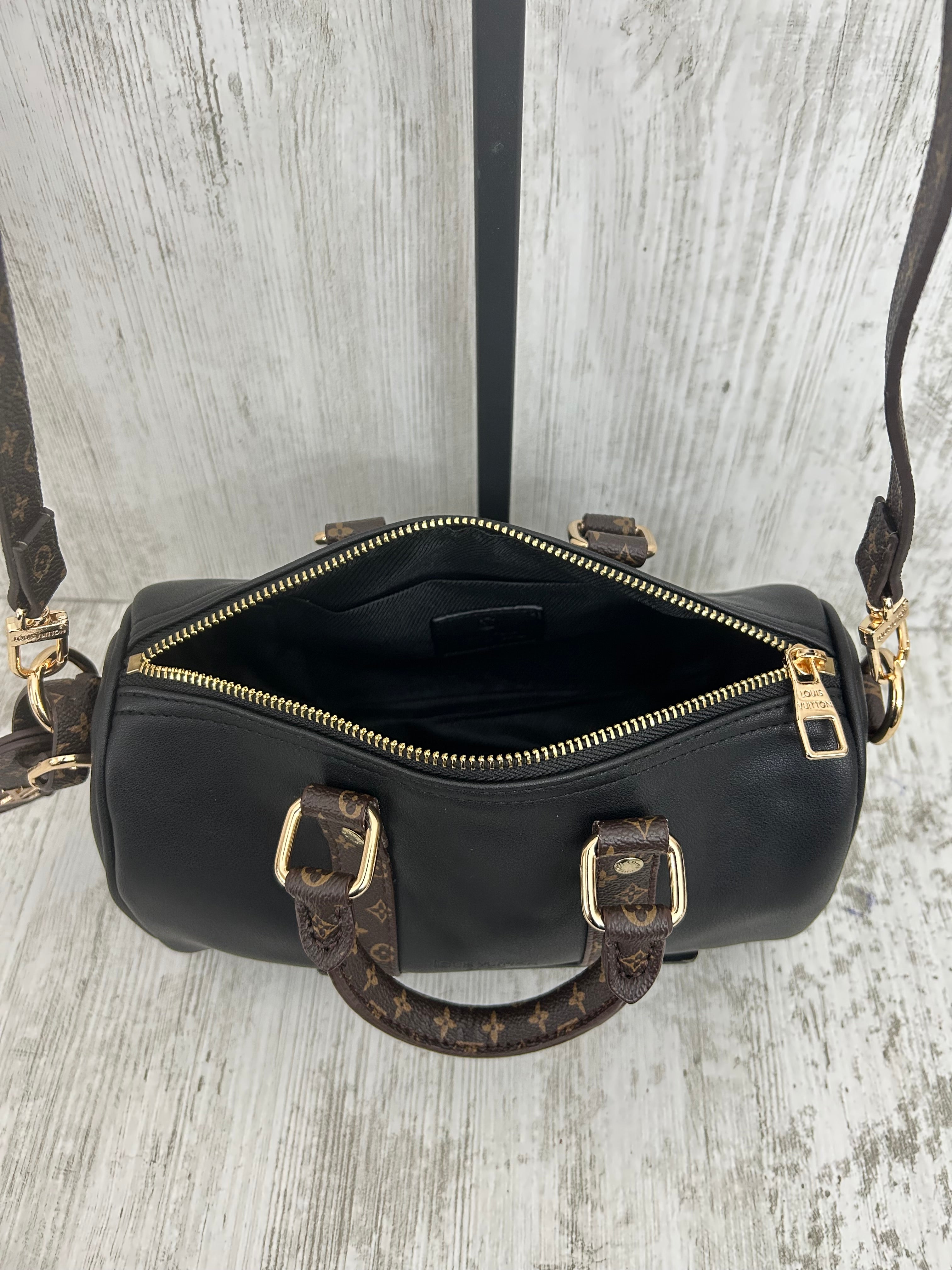 Louis Vuitton speedy large