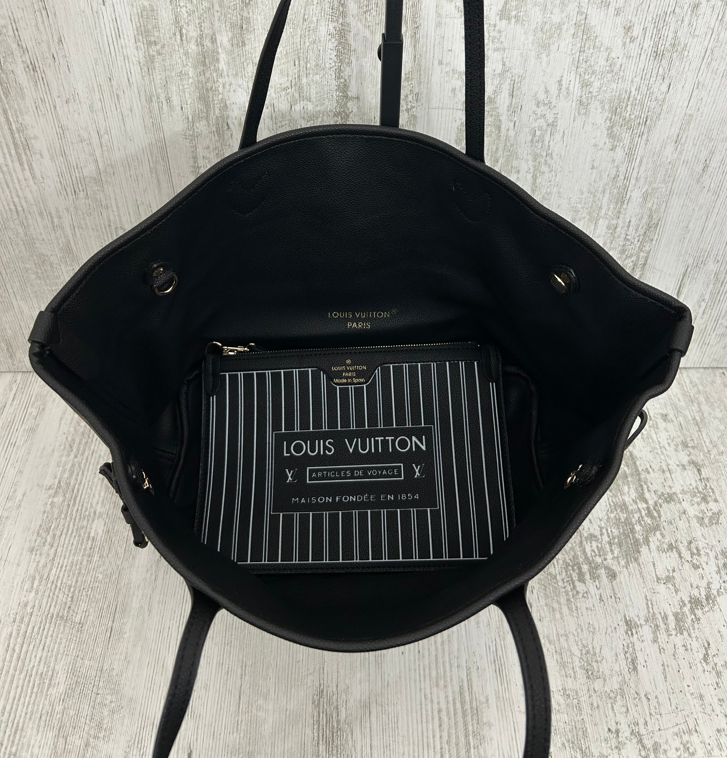 Louis Vuitton Shopping