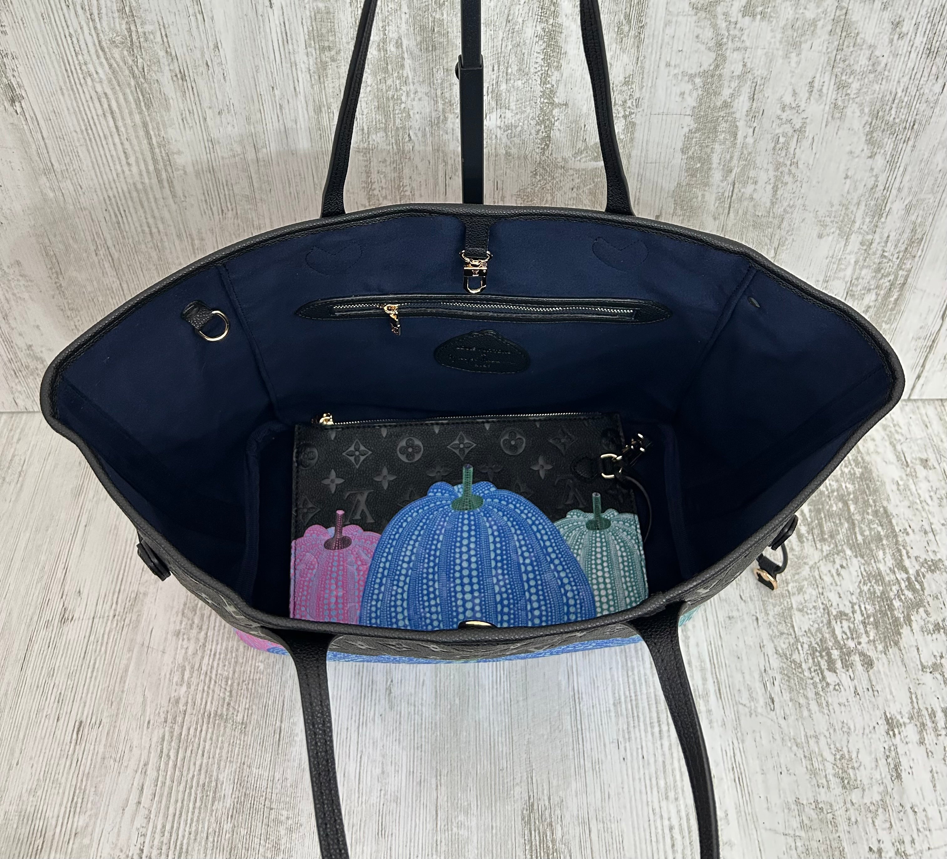 Louis Vuitton Shopping