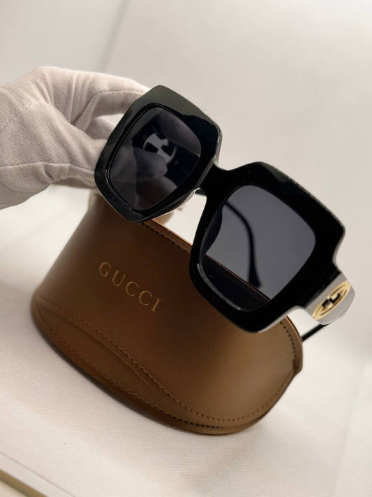 Gucci Glasses Black Gold