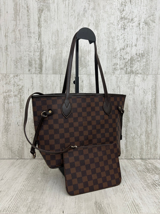 Louis Vuitton Mini shopping