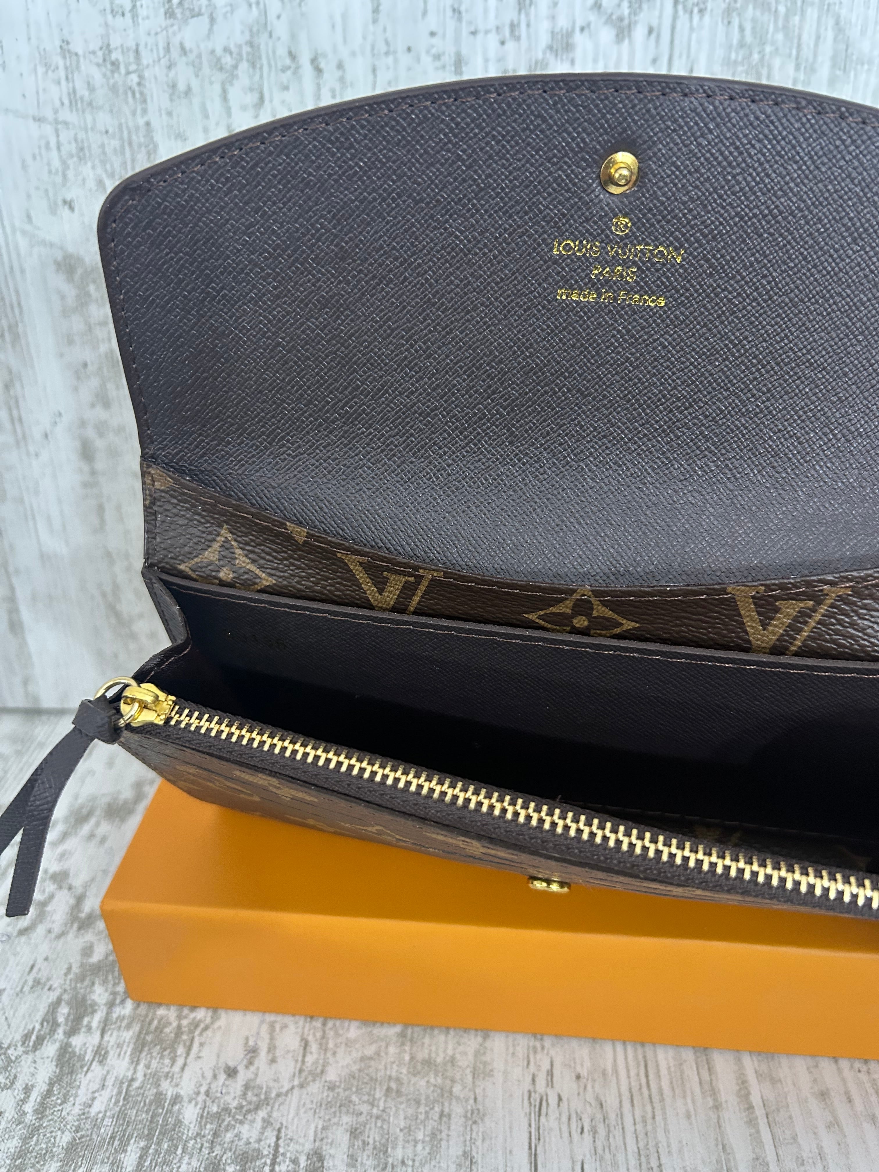 Louis Vuitton Skin ΚΑΦΕ